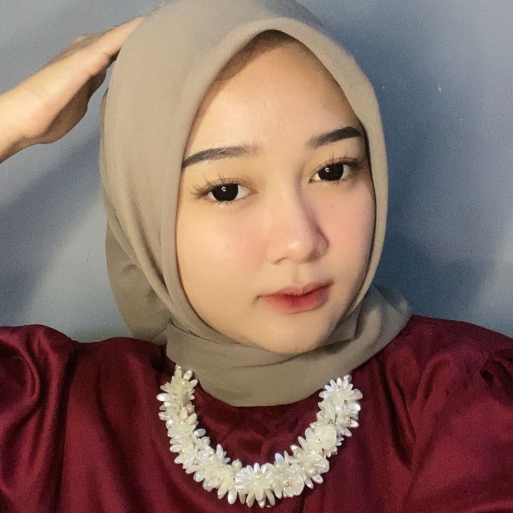 Dhea Alvitaa