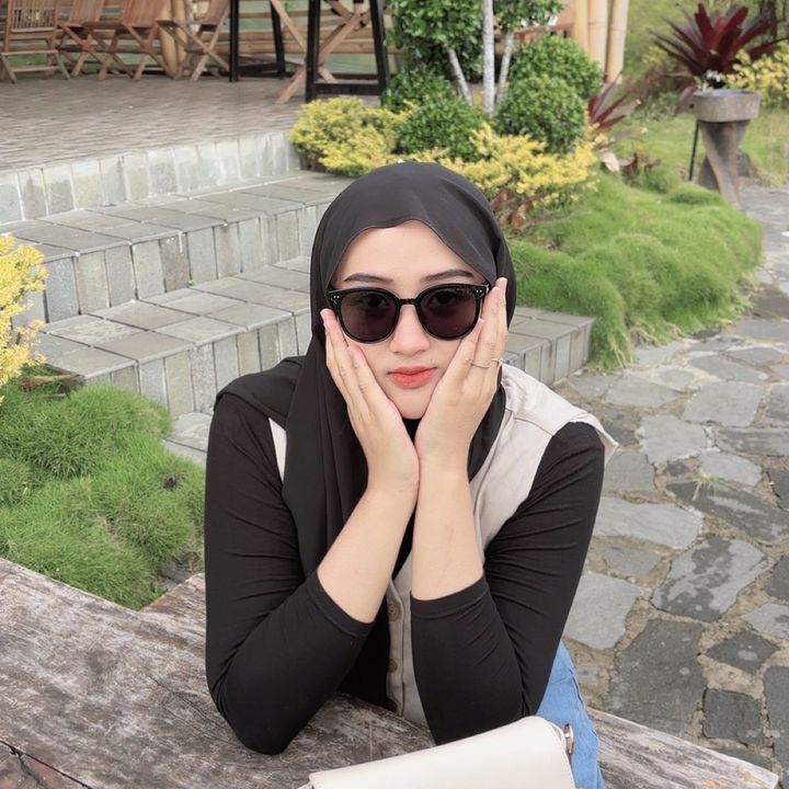 Naila Oji