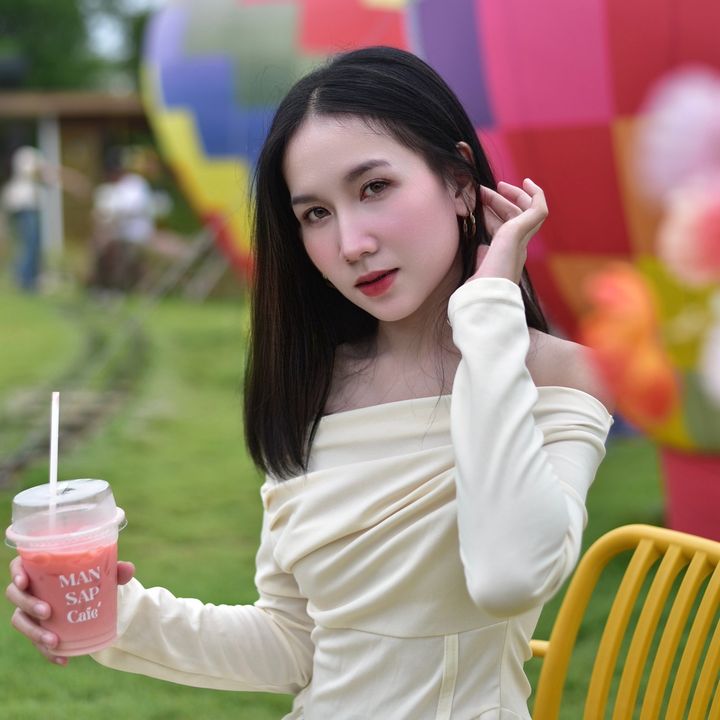 อะไรอีก