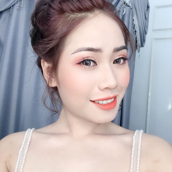 Nguyễn Hoàng Lan Anh