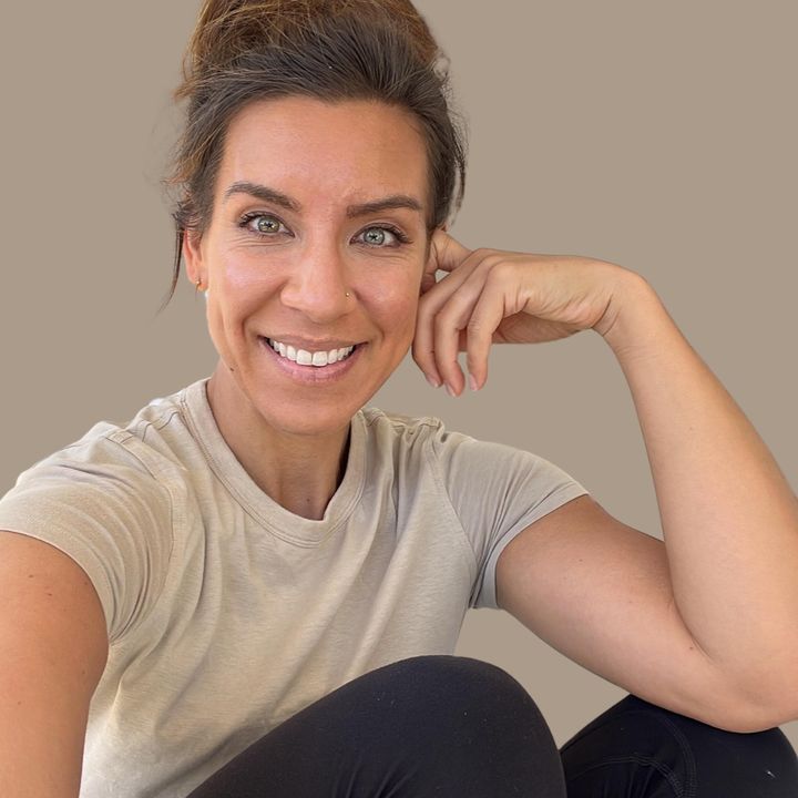 Jess | kinda short kinda funny