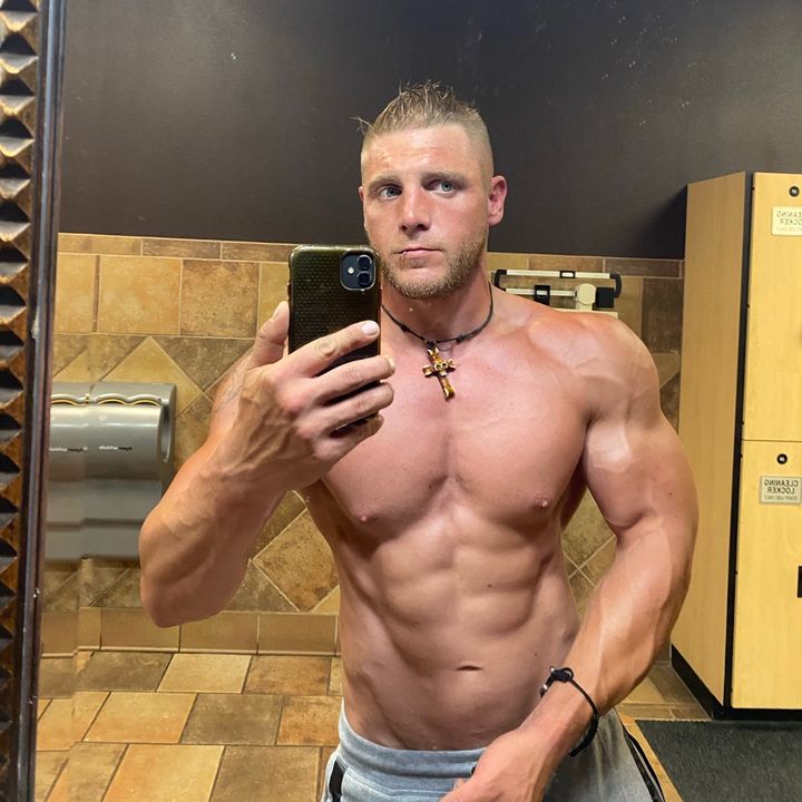 Dylan _lifts_too