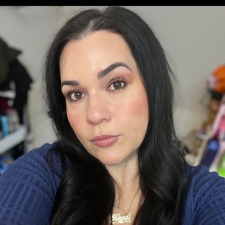 Laura _A  ❤️☮️