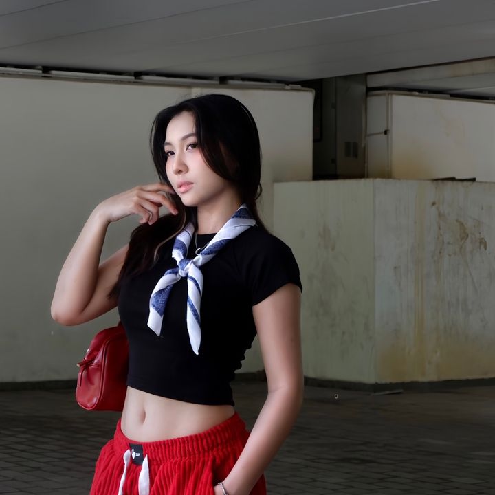 Tranne đang học nhảy