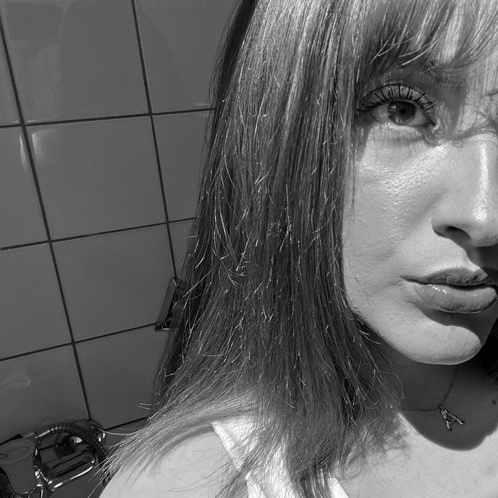 𝒶𝓃𝓃𝒶 🦋