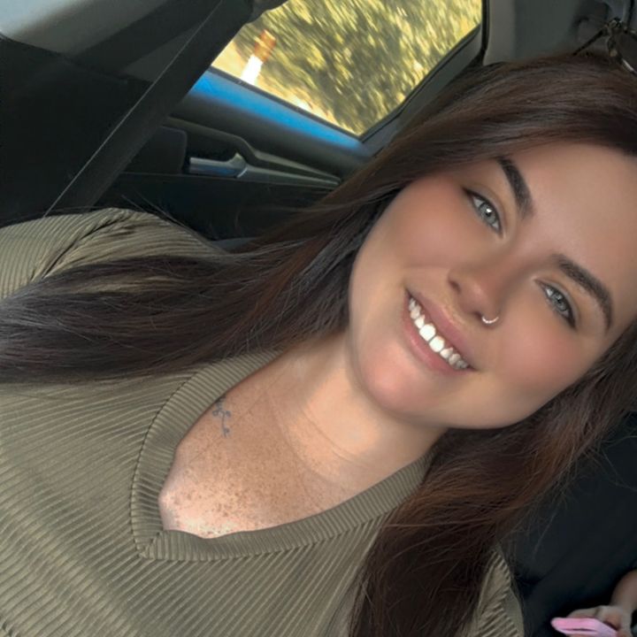 Rhi😌