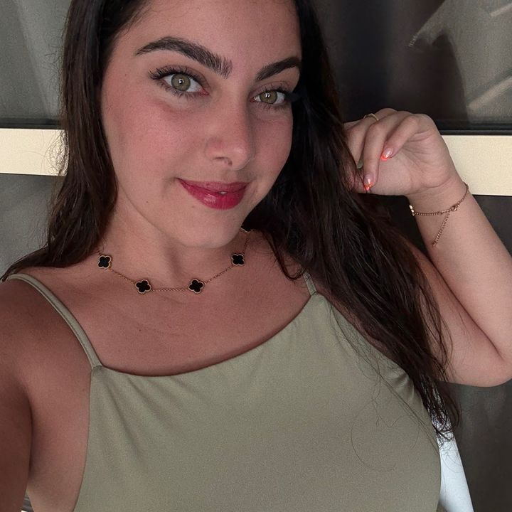 Carla🪷