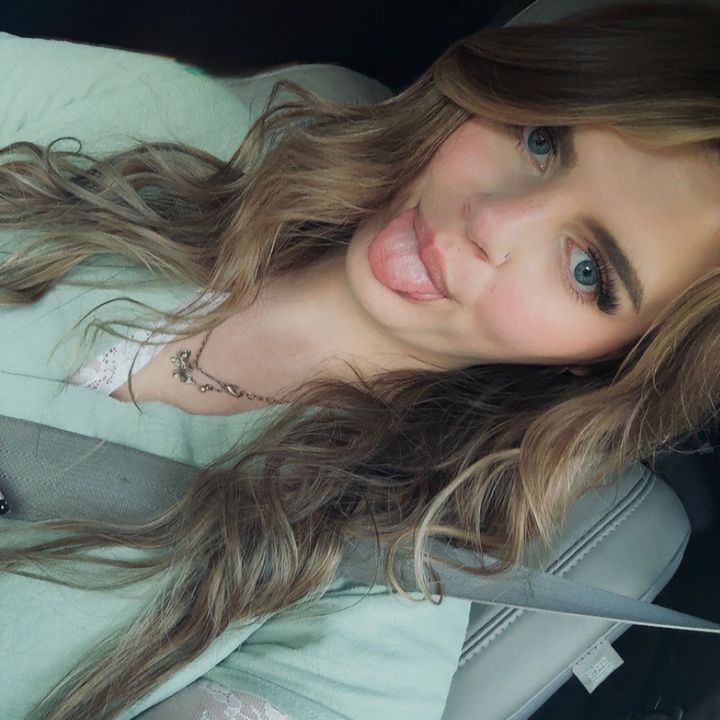 Mackenzie  ᥫ᭡