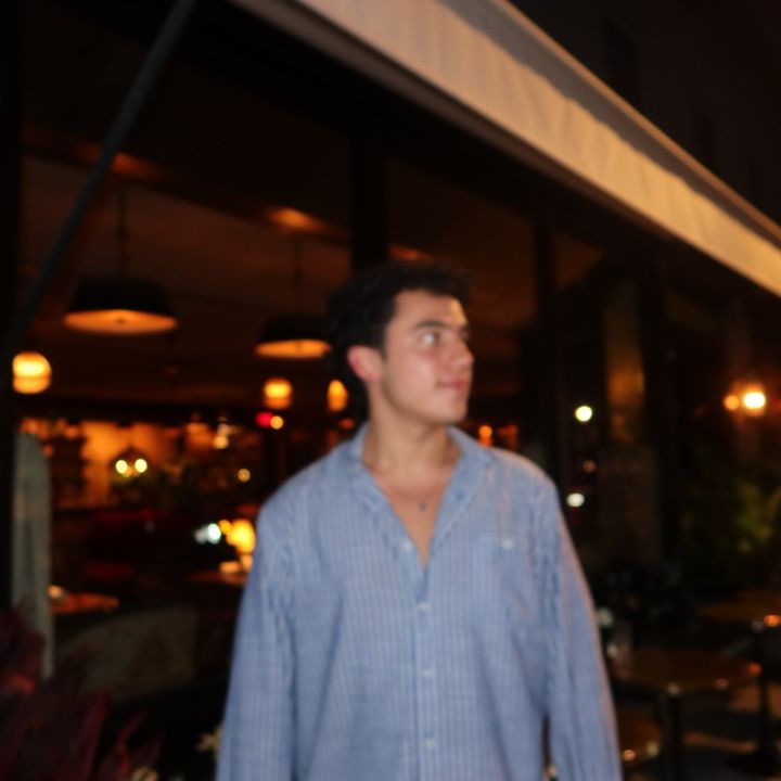feef