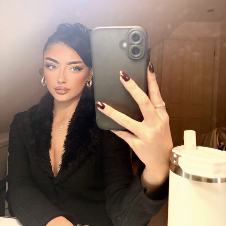 𝑀𝑎𝑑𝑑𝑖𝑒 𝑐𝑜𝑟𝑟𝑖𝑔𝑎𝑛