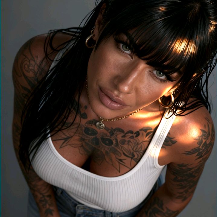 ToniBella_74