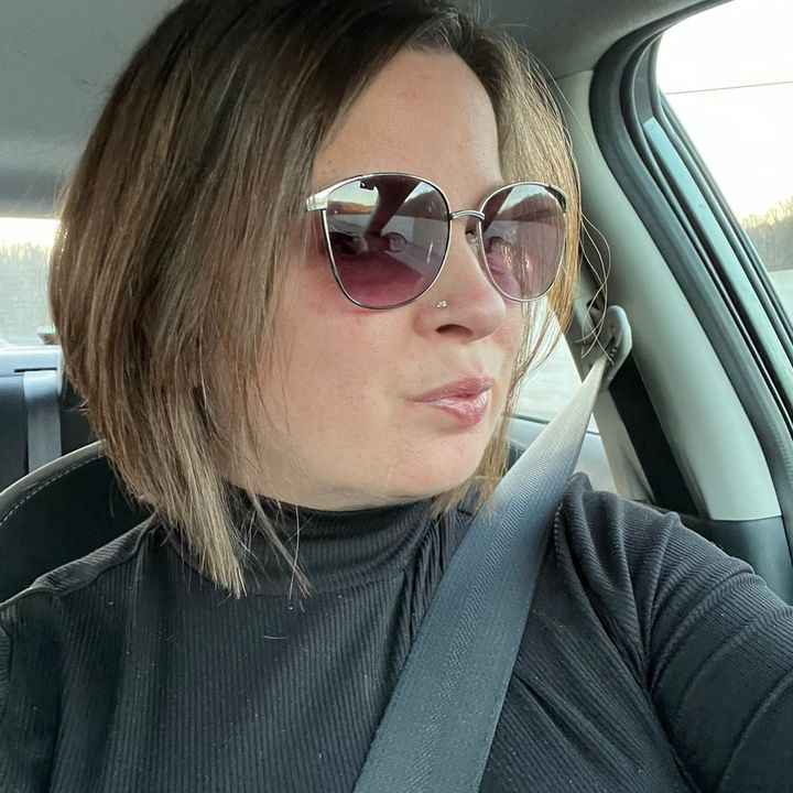 Robin Marie