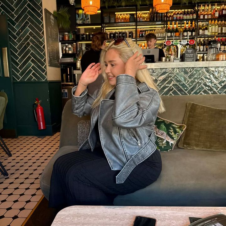 Em🌸
