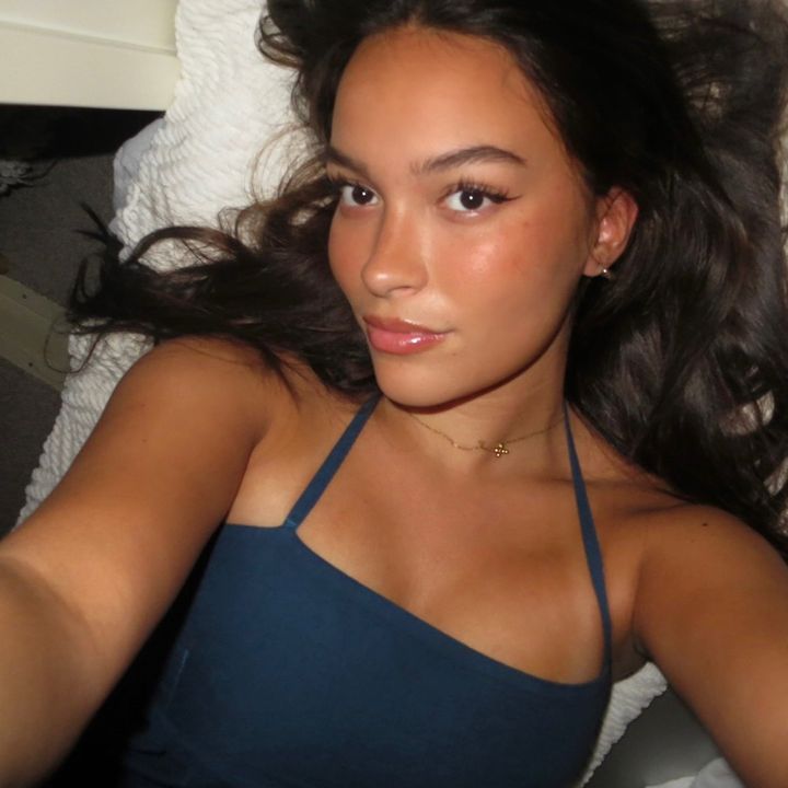 Bella