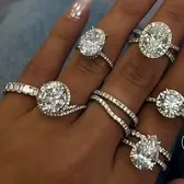 👑