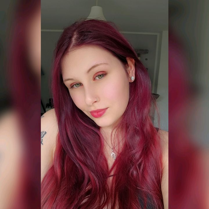 𝑴𝒆𝒍𝒊𝒏𝒂 💞