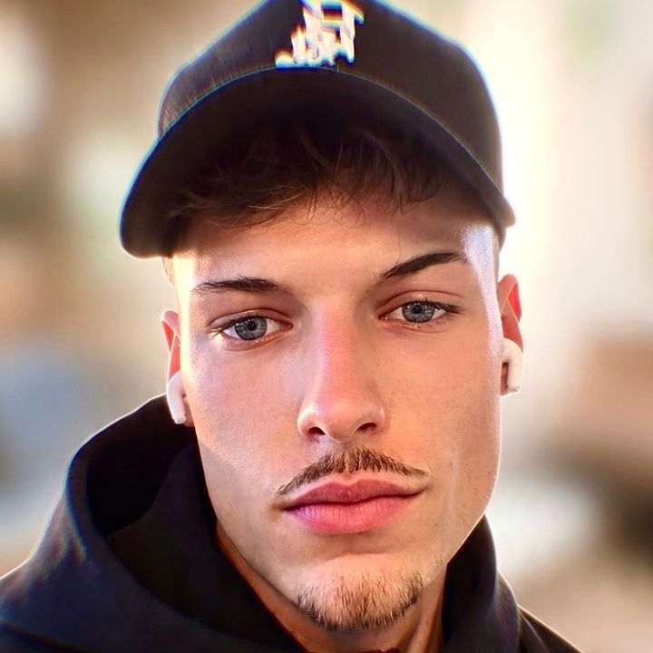 𝗣𝗮𝘁𝗿𝗶𝗰𝗸 𝗥𝗮𝗯𝗲