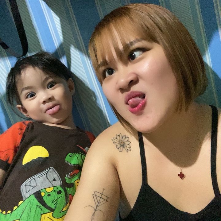 Nanay ni Aizen 👩‍👦