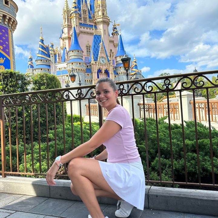 Camila | DISNEY y UNIVERSAL