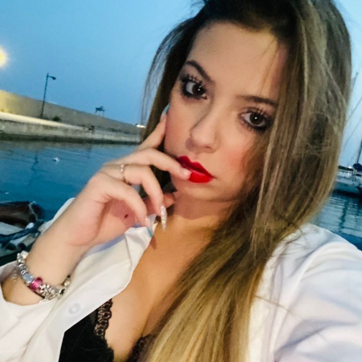𝐀𝐋𝐄𝐒𝐒𝐈𝐀🍒