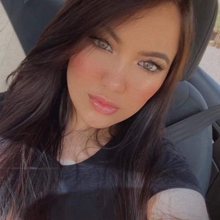 KENDRA HERRERA