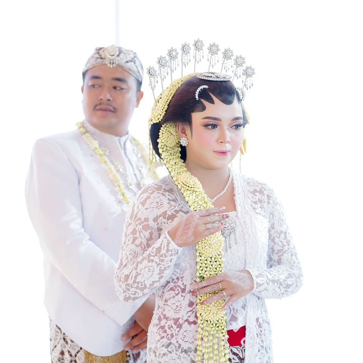 NYONYA KUKUH WIJANARKO