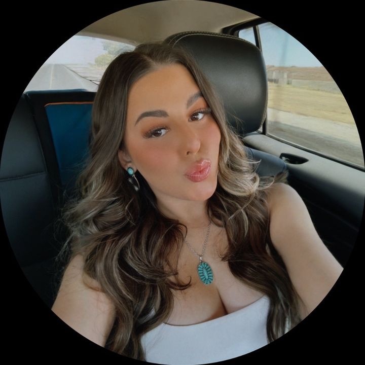 B💋