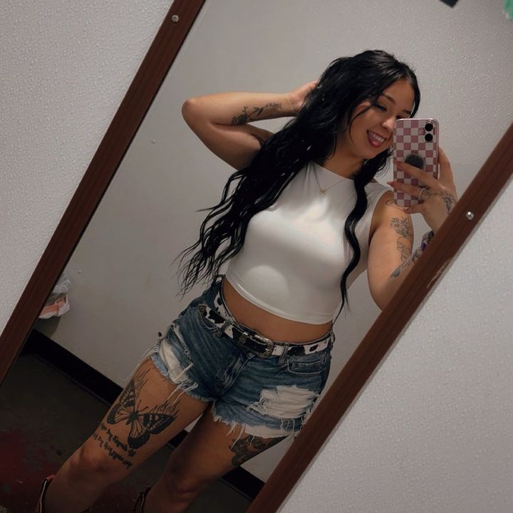 alycianicole🖤🍒🐆🎱