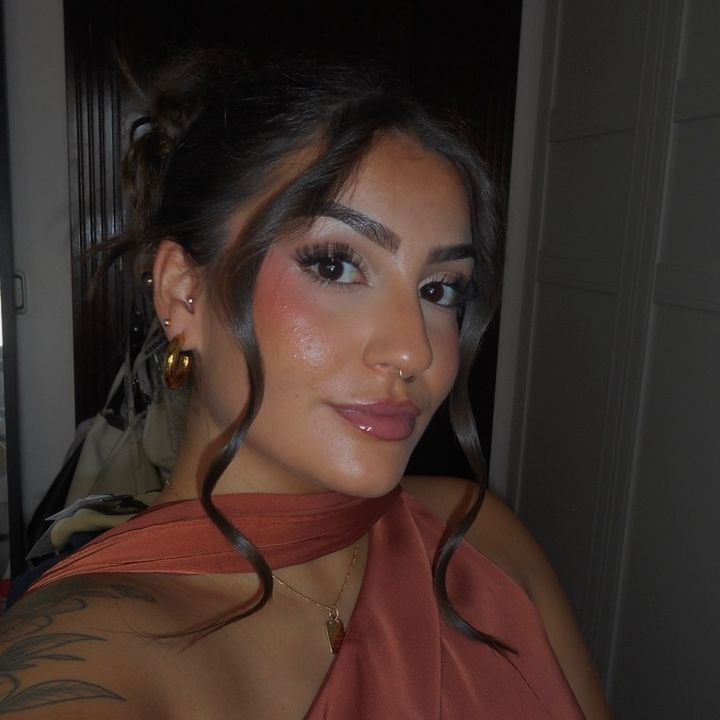 Sandra :)