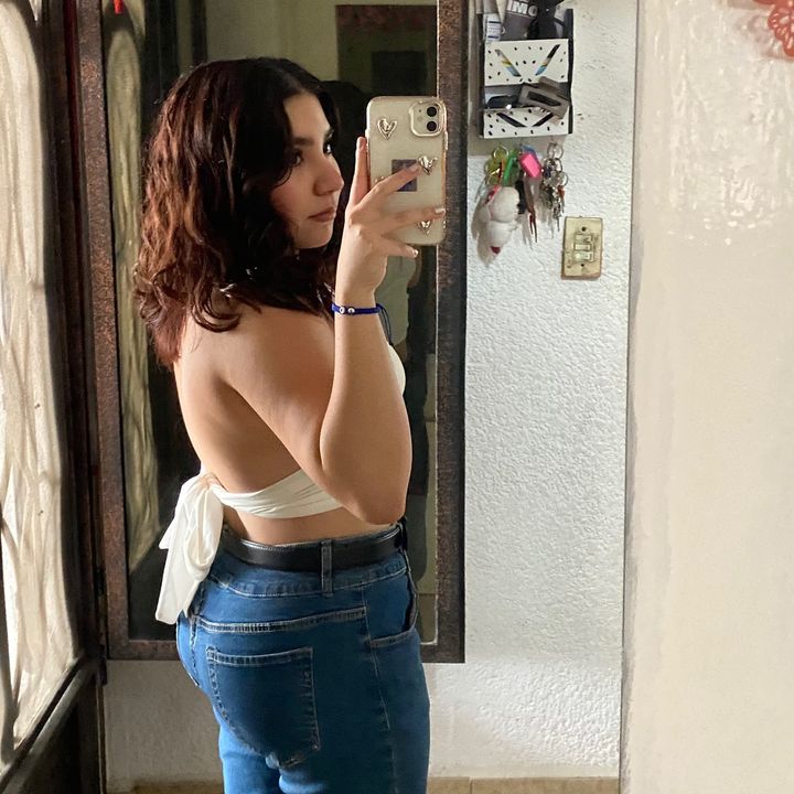 angela