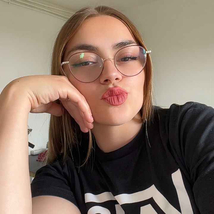 laurelyne