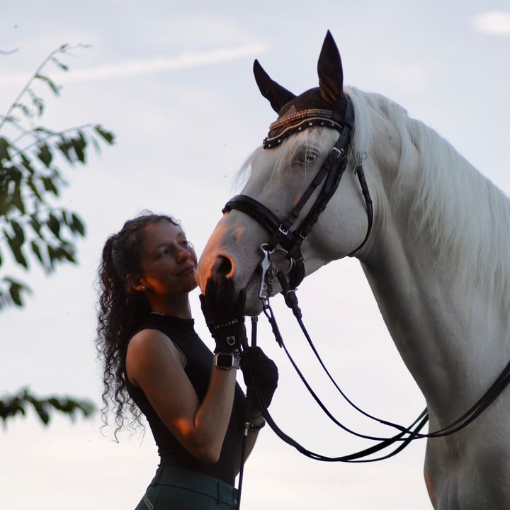 Sara 🐴