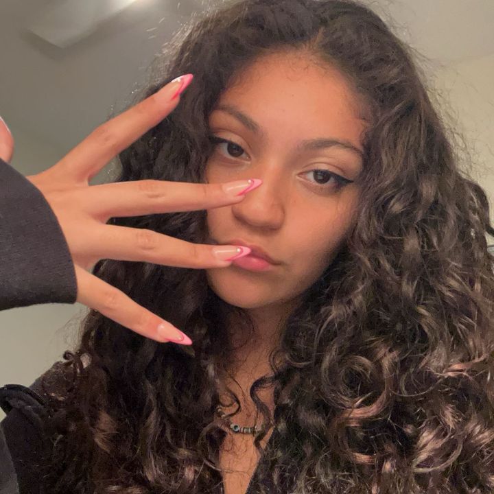 riahonfiya83