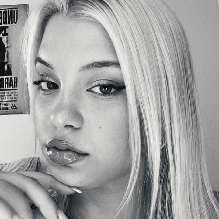 Andrea Vidal