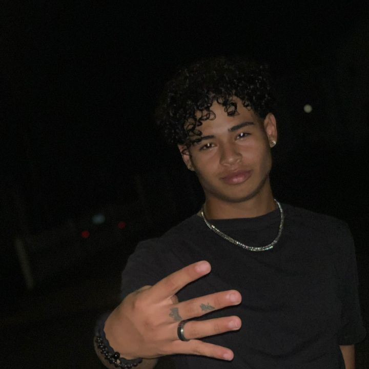 Andrés 🖤