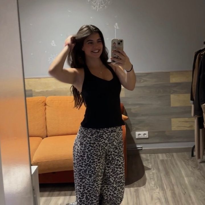 sabela caneiro