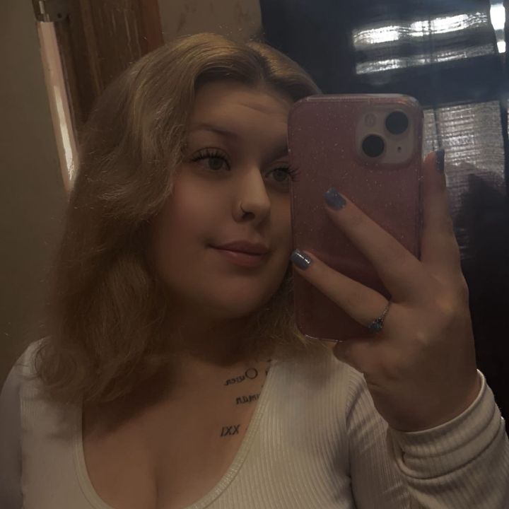 💛🐝Ꮩ𝐢c𝓽ό𝒓𝐢ᾰ🐝💛