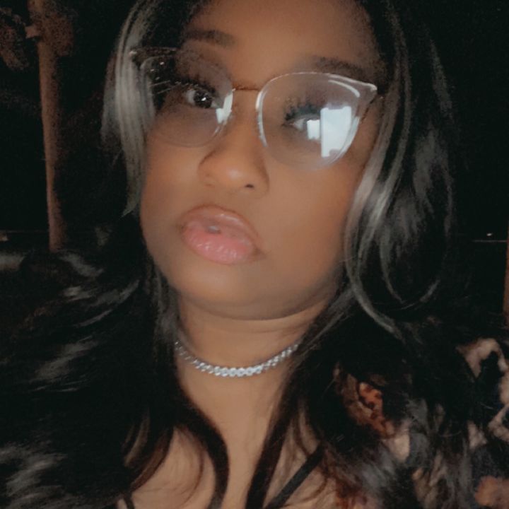 Simona LadyBella Brown