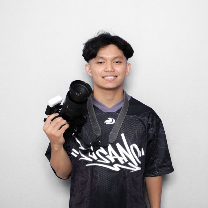 ALY PHOTO