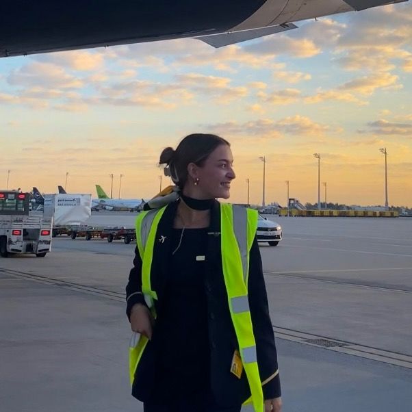 Laura | Cabin crew🫶🏼
