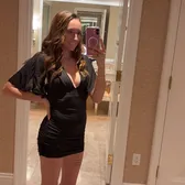 Lindsey Adams