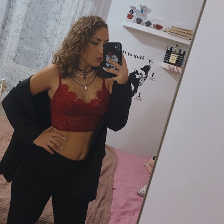 Zahira🖤