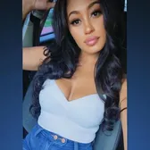 Dee ✨