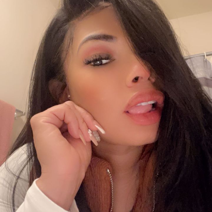Asia H💕#Lady trucker 🚛