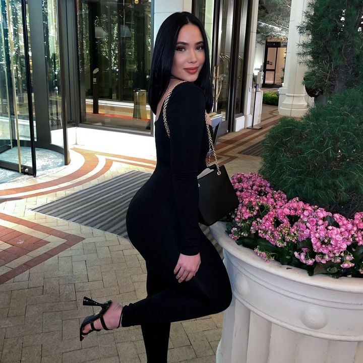 Laura Var