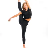HOLLYNICOLE