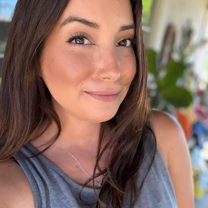 JESS RUSSELL 🖤