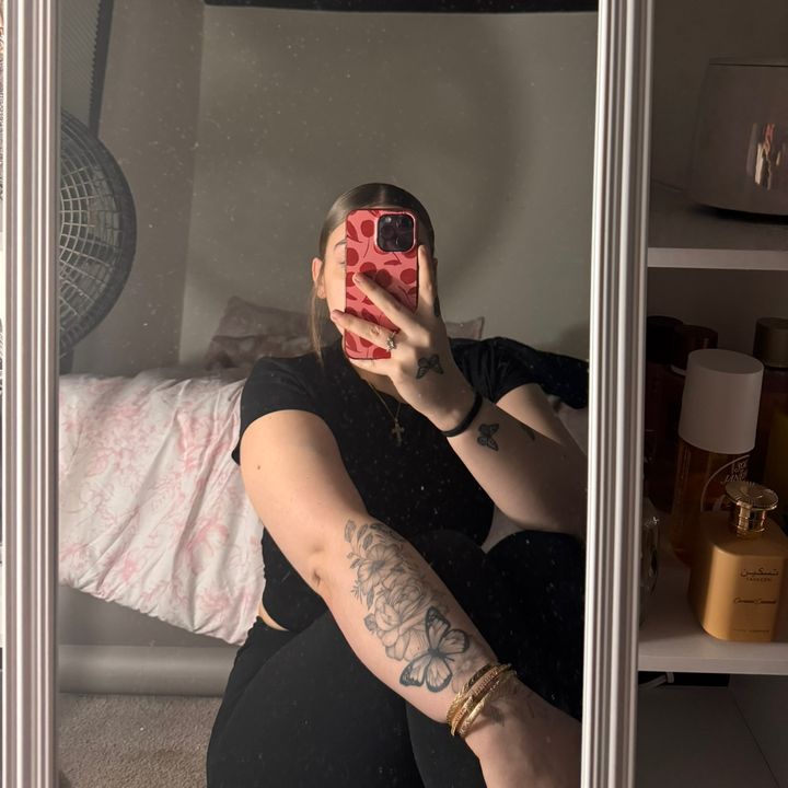 Alayna_.22
