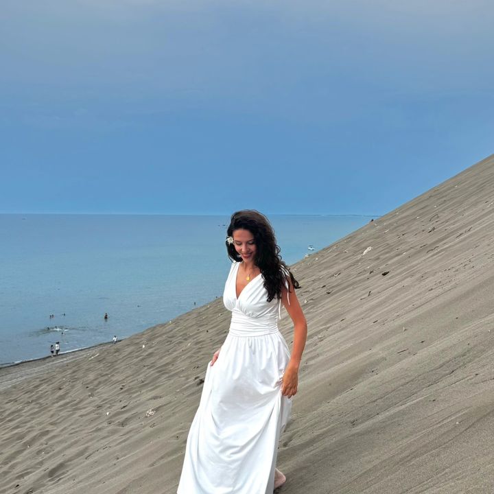 tinë