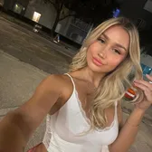 Karissa 🫶🏻